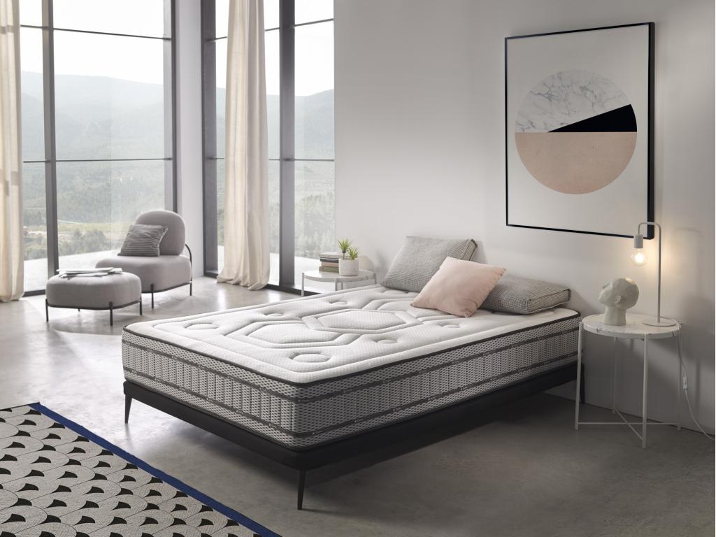 Matelas à ressorts ensachés à double mémoire double face 200x200 Hauteur 30 cm /-2. 46635PQHO